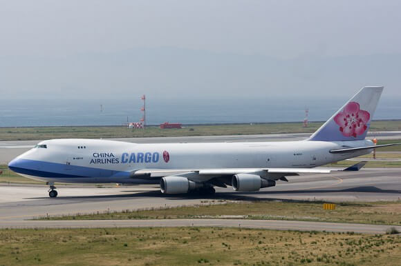 By lasta29 (China Airlines, B747-400, B-18717) [CC BY 2.0 (http://creativecommons.org/licenses/by/2.0)], via Wikimedia Commons