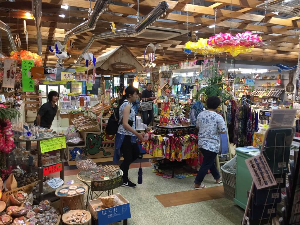 奄美大島　グルメ　ランチ　ご飯　料理　食べ物
